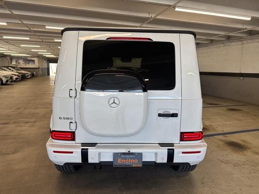 MANUFAKTUR Moonlight Whit 2025 Mercedes-Benz G-Class G 580