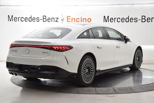 Polar White 2026 Mercedes-Benz EQS 450 4MATIC