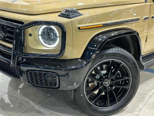MANUFAKTUR Desert Sand Non-Metallic 2026 Mercedes-Benz G-Class G 550