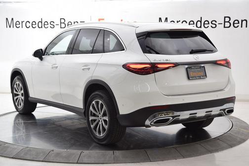 2026 Mercedes-Benz GLC 300 Base