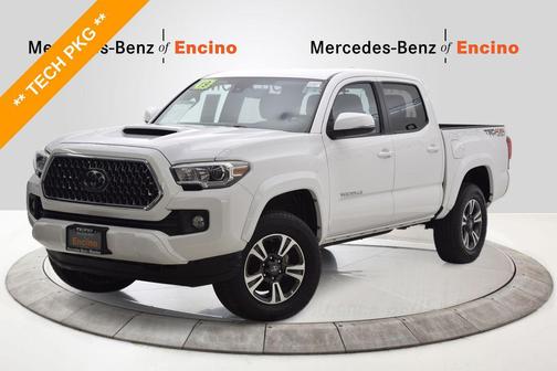 Super White 2019 Toyota Tacoma TRD Sport