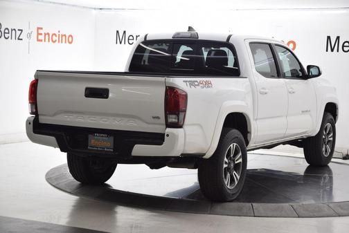 Super White 2019 Toyota Tacoma TRD Sport
