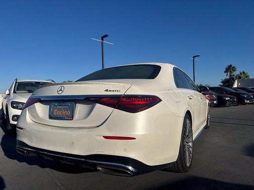 MANUFAKTUR Diamond White 2023 Mercedes-Benz S-Class 4MATIC