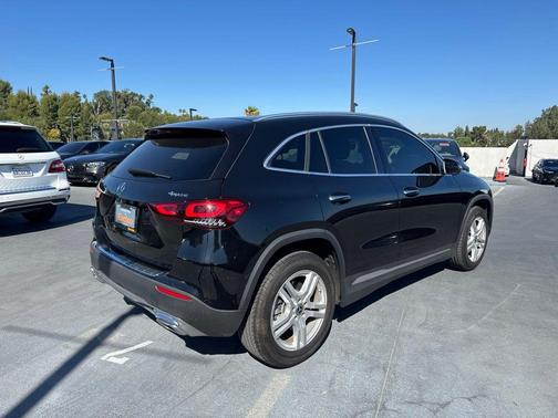 Cosmos Black Metallic 2021 Mercedes-Benz GLA 250 Base 4MATIC