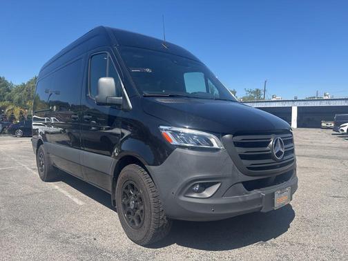 2023 Mercedes-Benz Sprinter 2500 Standard Roof