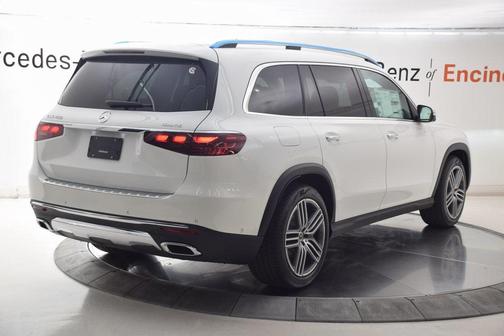 2026 Mercedes-Benz GLS 450 4MATIC