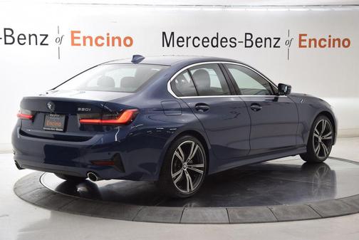 Phytonic Blue Metallic 2021 BMW 330 330i