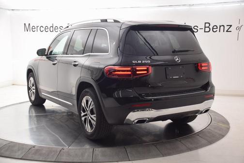 2026 Mercedes-Benz GLB 250 Base