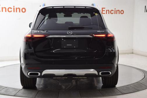 Obsidian Black Metallic 2026 Mercedes-Benz GLE 350 4MATIC