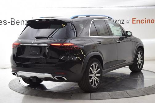 Obsidian Black Metallic 2026 Mercedes-Benz GLE 350 4MATIC