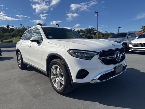 2025 Mercedes-Benz GLC 300 Base