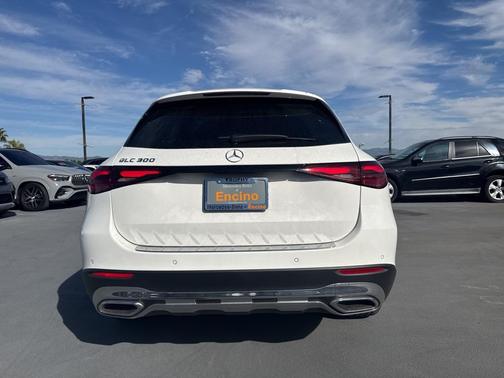 2025 Mercedes-Benz GLC 300 Base