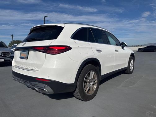 2025 Mercedes-Benz GLC 300 Base