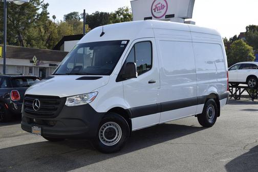 Arctic White 2025 Mercedes-Benz Sprinter 2500 Standard Roof