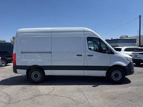 Arctic White 2025 Mercedes-Benz Sprinter 2500 Standard Roof