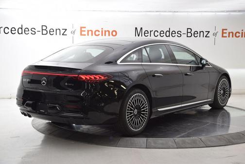 Obsidian Black Metallic 2026 Mercedes-Benz EQS 580 4MATIC