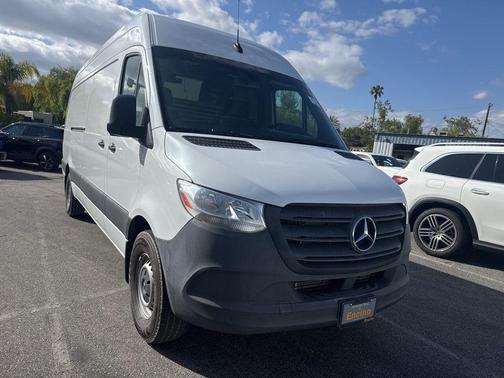 Arctic White 2023 Mercedes-Benz Sprinter 2500 High Roof