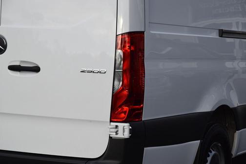 Arctic White 2023 Mercedes-Benz Sprinter 2500 High Roof