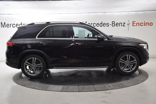 Black 2022 Mercedes-Benz GLE 450 4MATIC