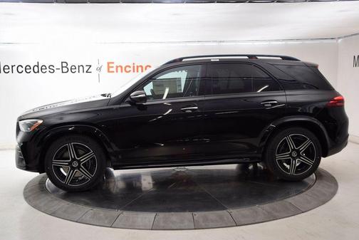 Obsidian Black Metallic 2026 Mercedes-Benz GLE 580 4MATIC