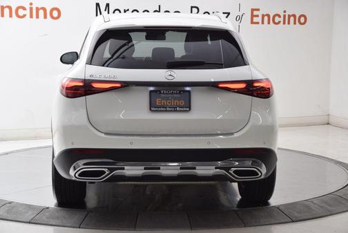 Polar White 2023 Mercedes-Benz GLC 300 Base