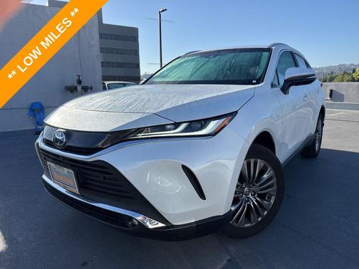 Wind Chill Pearl 2024 Toyota Venza Limited