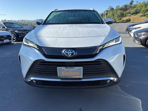 Wind Chill Pearl 2024 Toyota Venza Limited