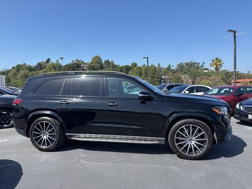 Black 2023 Mercedes-Benz GLS 450 4MATIC