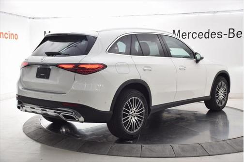 2025 Mercedes-Benz GLC 300 Base