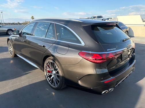 Graphite Grey Metallic 2026 Mercedes-Benz AMG E 53 E 4MATIC+
