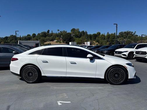 Polar White 2024 Mercedes-Benz EQS 450 4MATIC