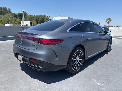 MANUFAKTUR Selenite Gray Magno 2023 Mercedes-Benz EQS 580 4MATIC