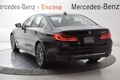 Black Sapphire Metallic 2019 BMW 530 530i