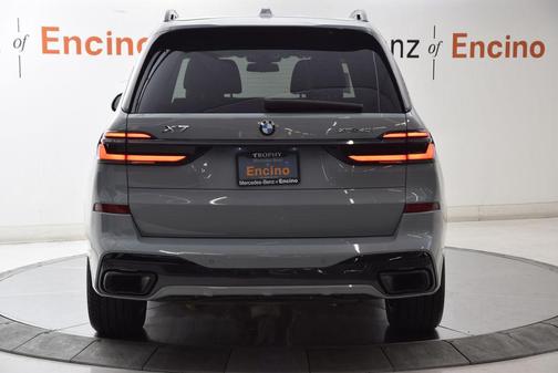 Brooklyn Grey Metallic 2024 BMW X7 xDrive40i