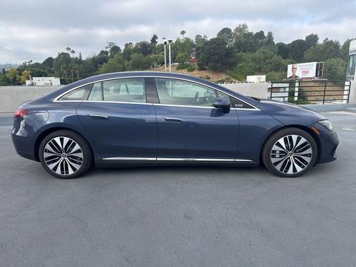 Twilight Blue Metallic 2025 Mercedes-Benz EQE 350 4MATIC