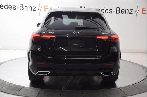 2025 Mercedes-Benz GLC 300 4MATIC