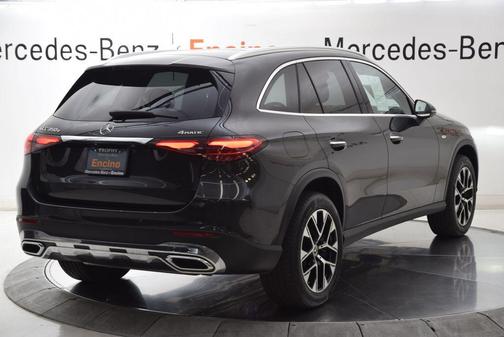 Graphite Grey Metallic 2025 Mercedes-Benz GLC 350e Base