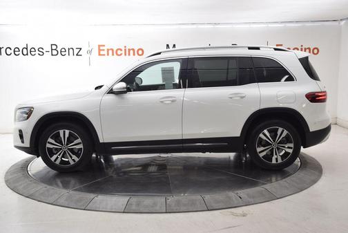 Polar White 2026 Mercedes-Benz GLB 250 Base