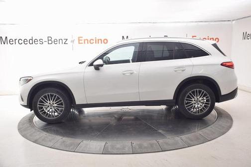 2026 Mercedes-Benz GLC 300 Base