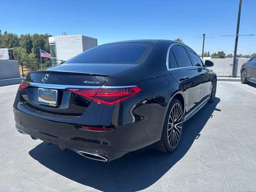 Black 2022 Mercedes-Benz S-Class 4MATIC