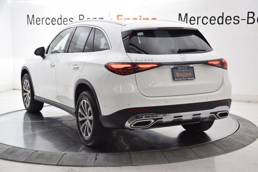 Polar White 2026 Mercedes-Benz GLC 300 Base
