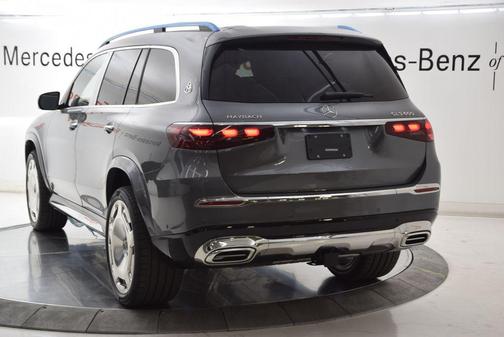 Selenite Grey Metallic 2026 Mercedes-Benz Maybach GLS 600 4MATIC