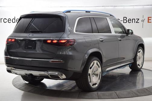 Selenite Grey Metallic 2026 Mercedes-Benz Maybach GLS 600 4MATIC