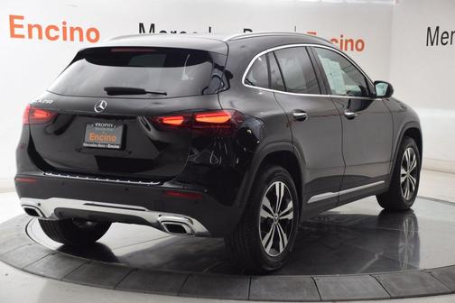 2025 Mercedes-Benz GLA 250 4MATIC