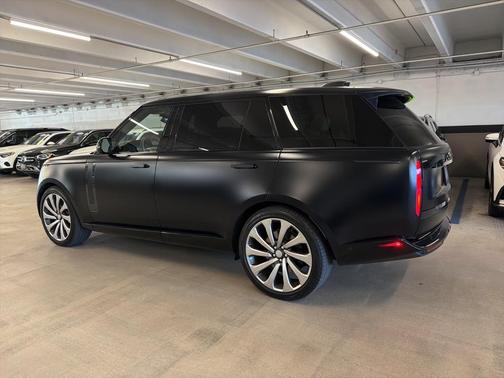 2023 Land Rover Range Rover Autobiography