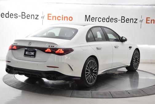 Polar White 2027 Mercedes-Benz AMG E 53 4MATIC