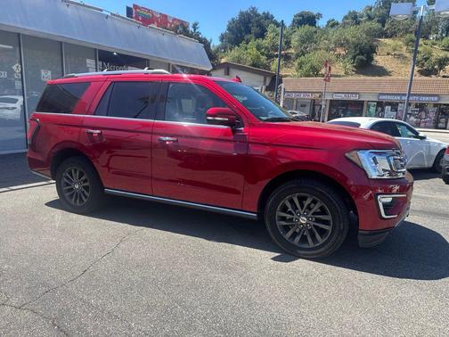 Rapid Red Metallic Tinted Clearcoat 2021 Ford Expedition Limited