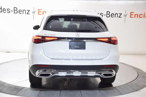 2025 Mercedes-Benz GLC 300 Base