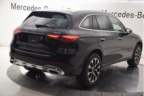 2025 Mercedes-Benz GLC 350e Base