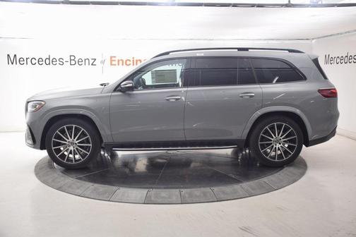 2026 Mercedes-Benz GLS 450 4MATIC
